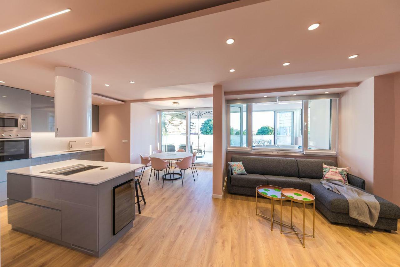 Glow Luxury Apartment With Terrace And Jacuzzi Split Exterior photo
