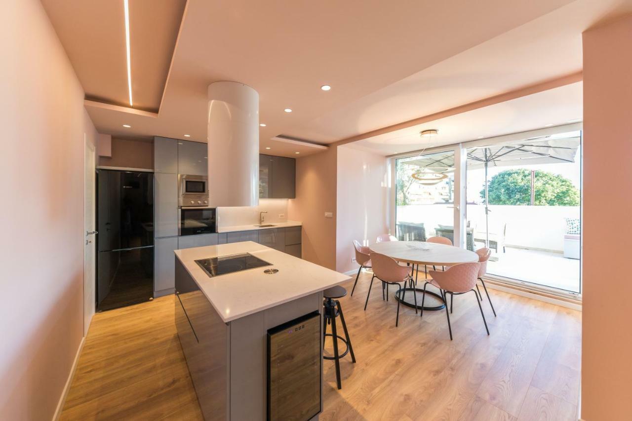 Glow Luxury Apartment With Terrace And Jacuzzi Split Exterior photo